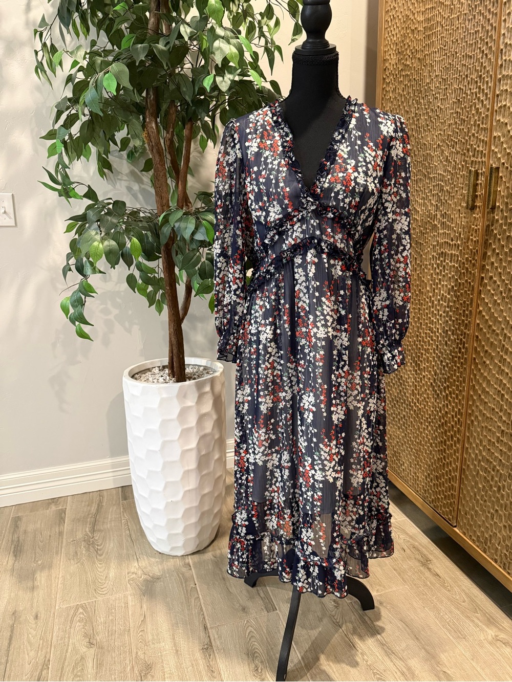 Floral V-Neck Long Sleeve Midi Dress - Navy / Red / White